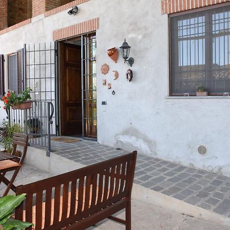 La Casa Di Enzo Bed and Breakfast Lequio Tanaro Εξωτερικό φωτογραφία