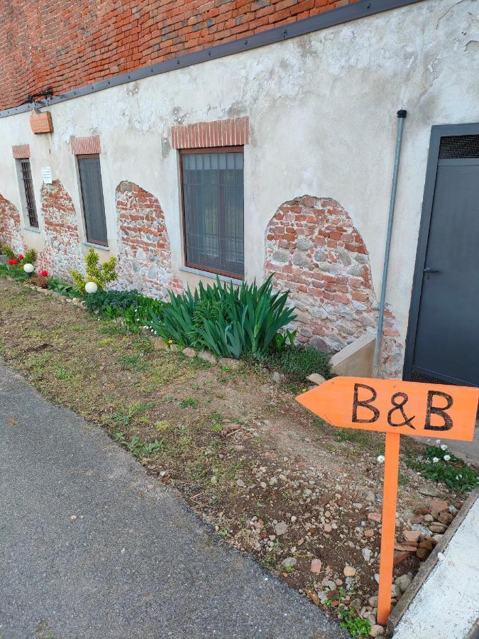 La Casa Di Enzo Bed and Breakfast Lequio Tanaro Εξωτερικό φωτογραφία